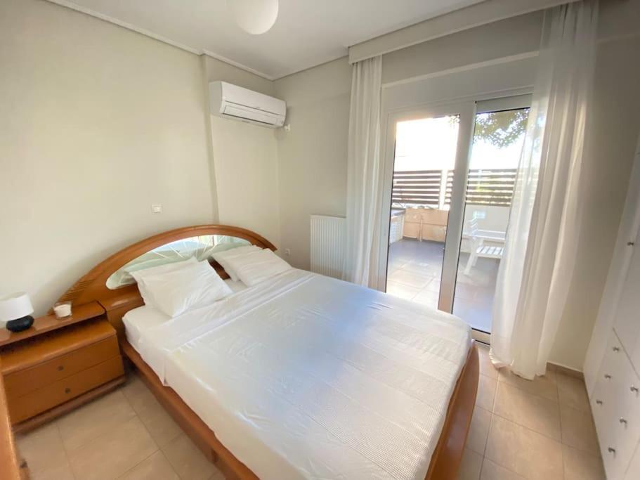 Cozy 2 Room Apartment With Garden Near Athens Air-Port 아르테미다 외부 사진