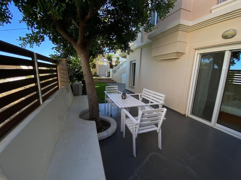 Cozy 2 Room Apartment With Garden Near Athens Air-Port 아르테미다 외부 사진